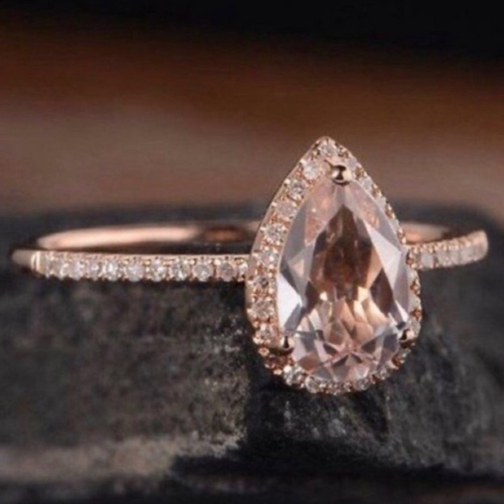 18k RG/925 Morganite and Diamond Ring